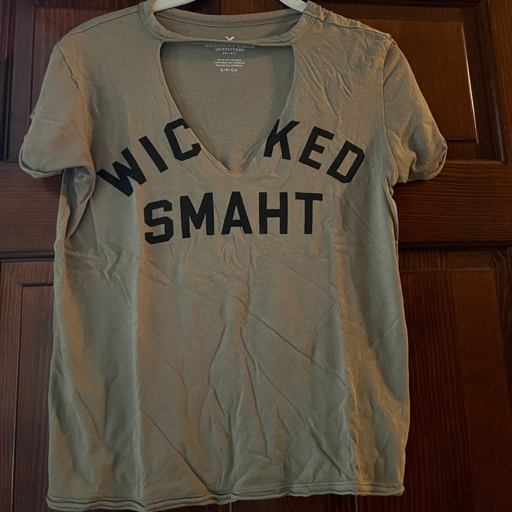 Boston graphic tee with cutout